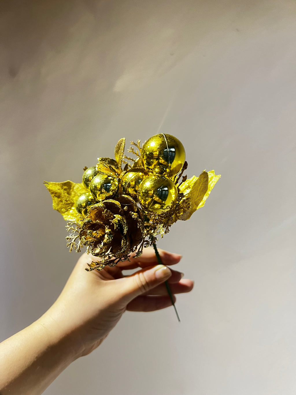 CELESTE Premium Christmas Floral w/ berries (Blue)