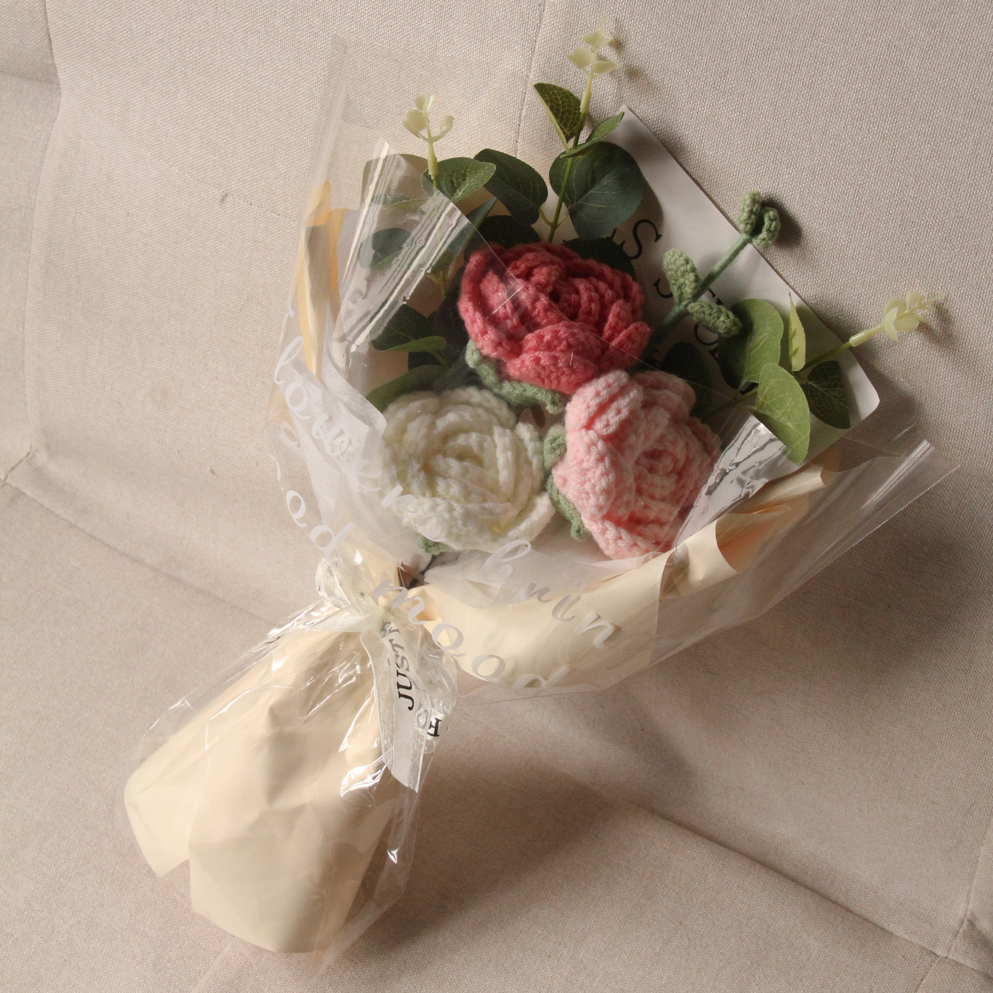 Knitted Mini Rose Bouquet workshop @ Gardens by the Bay