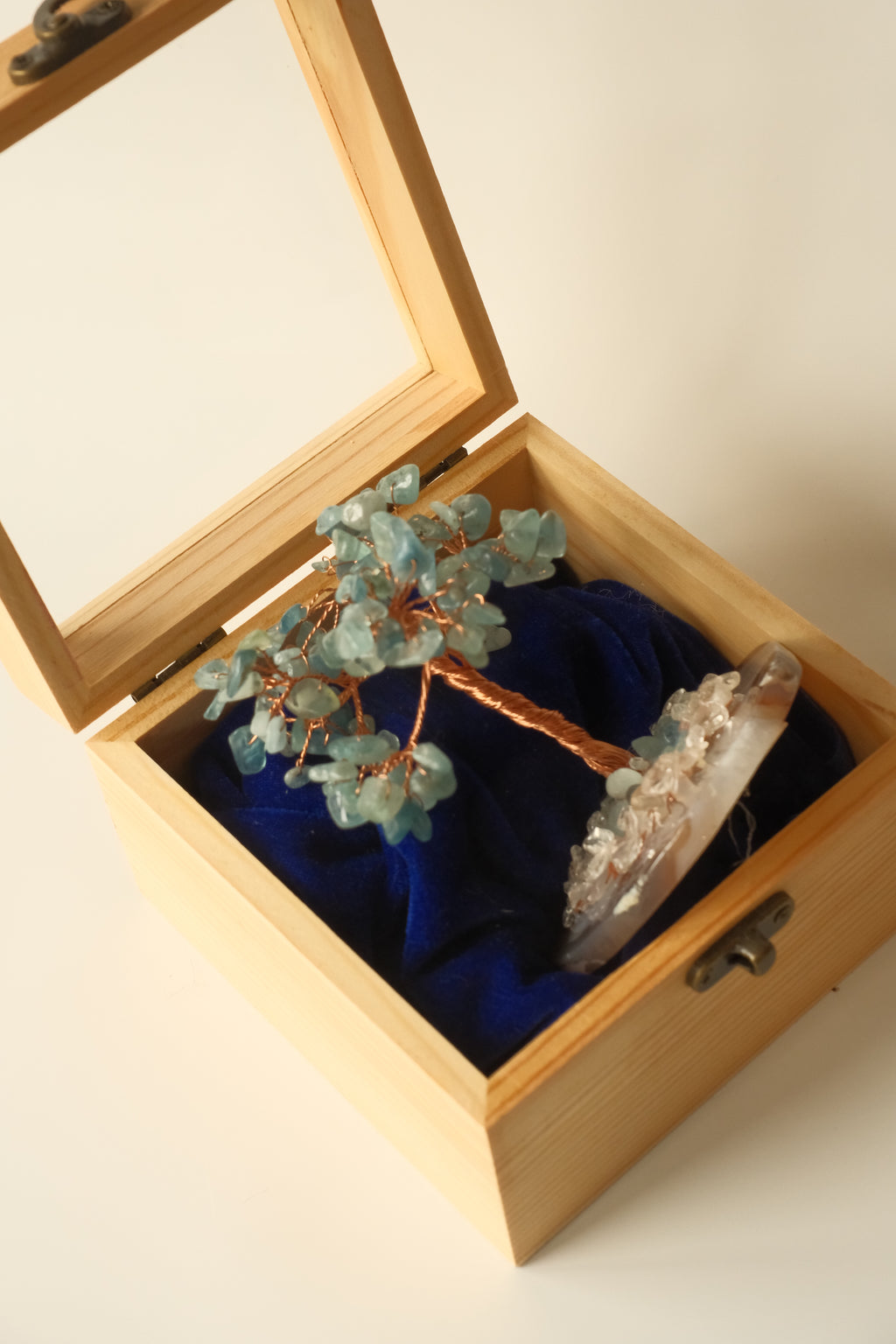 Aquamarine Healing Mini Crystal Tree