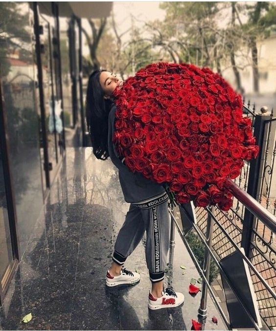 Custom a designer bouquet