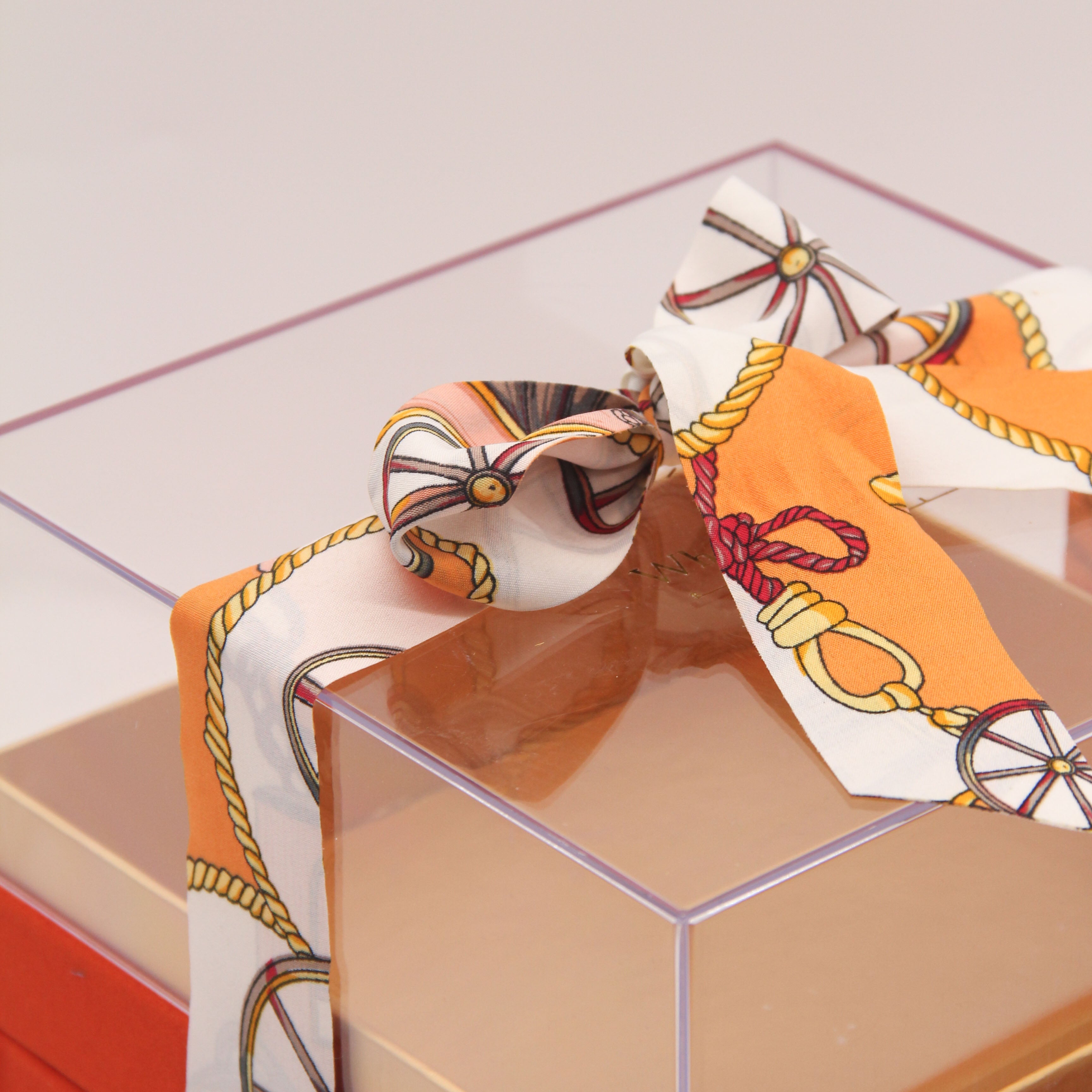 Cyrus Luxury Gift Box w/ Drawer (Hermes Orange)