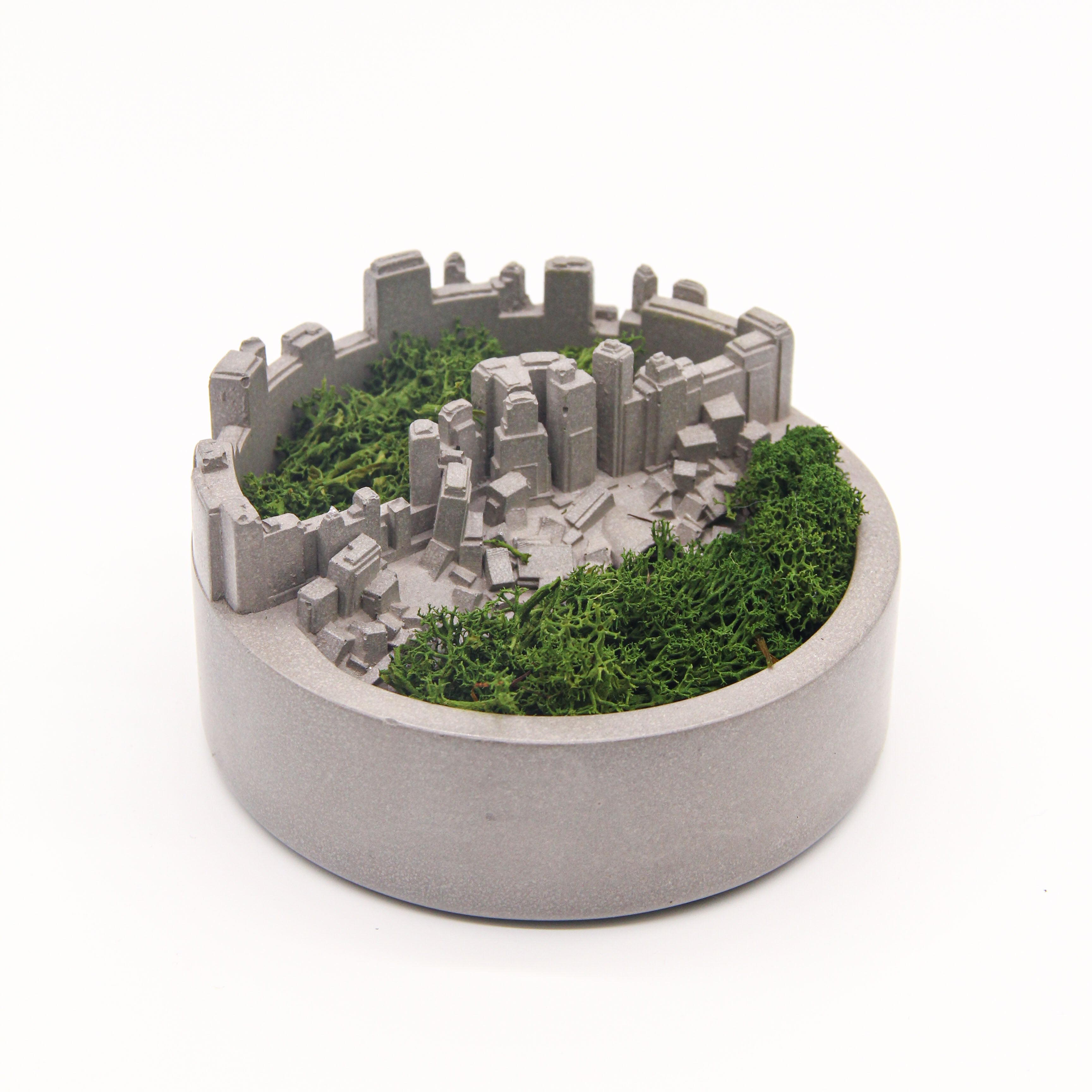 SKYLINE Miniature Landscape Paperweight