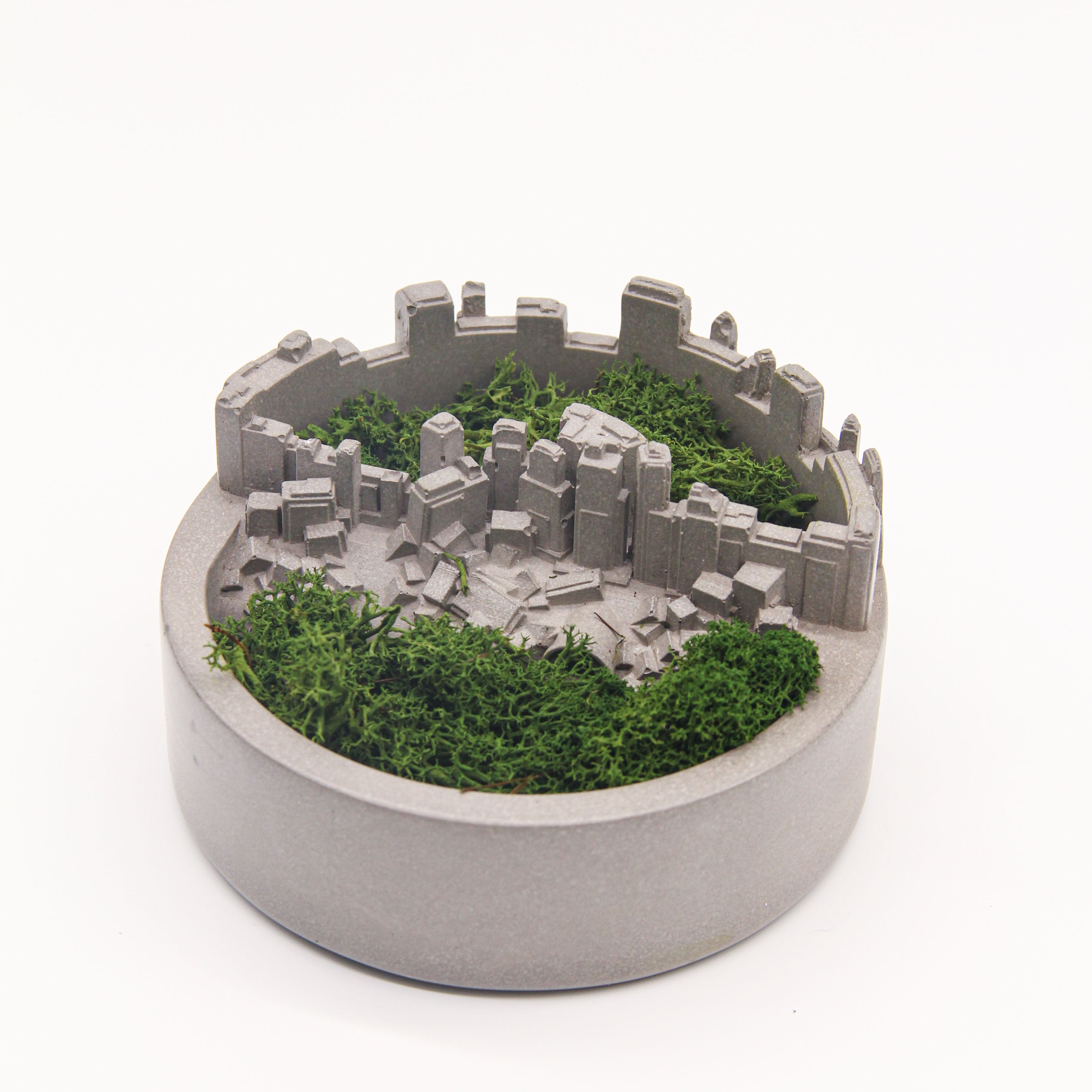 SKYLINE Miniature Landscape Paperweight