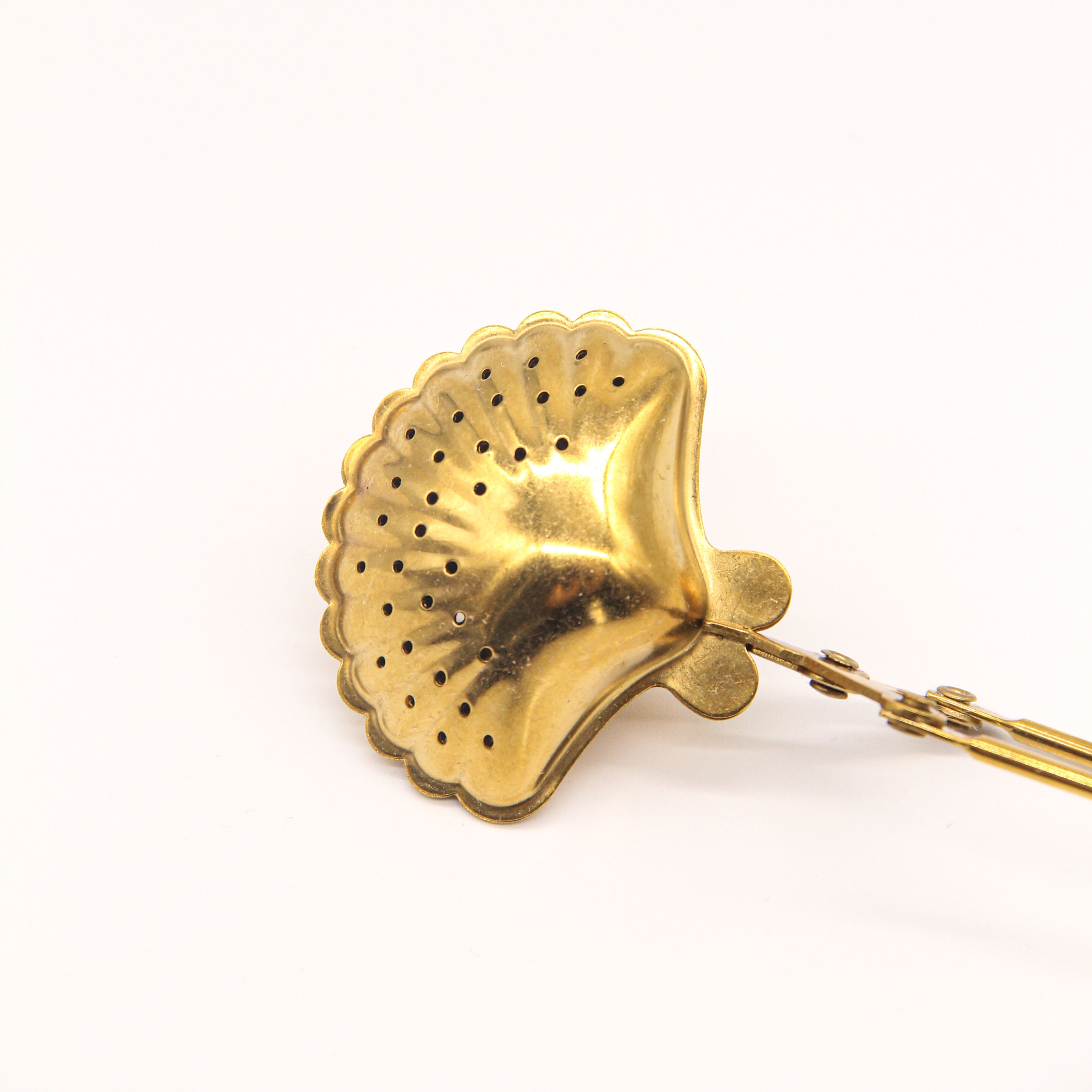 CALICO Seashell Tea Infuser