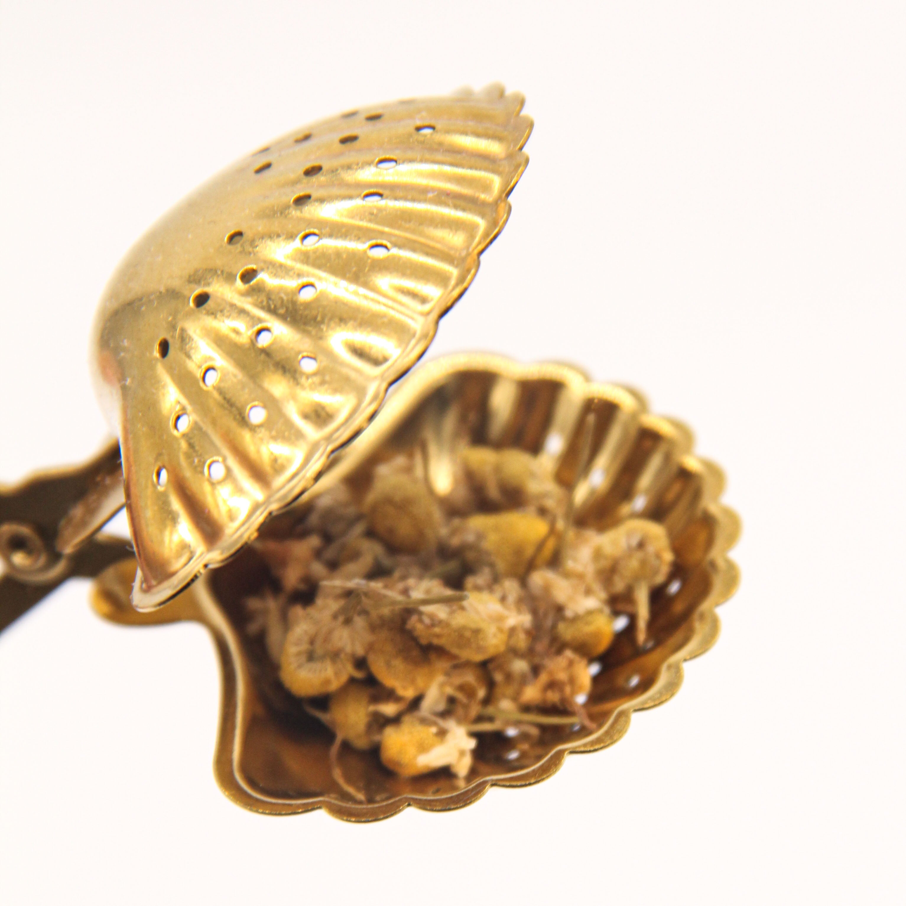 CALICO Seashell Tea Infuser