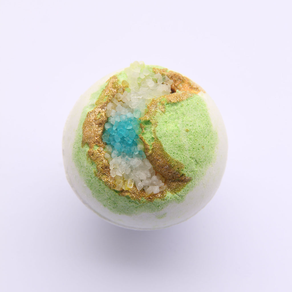 Tea tree GEODE Crystal Essential Oil & Mineral salts Bath bomb