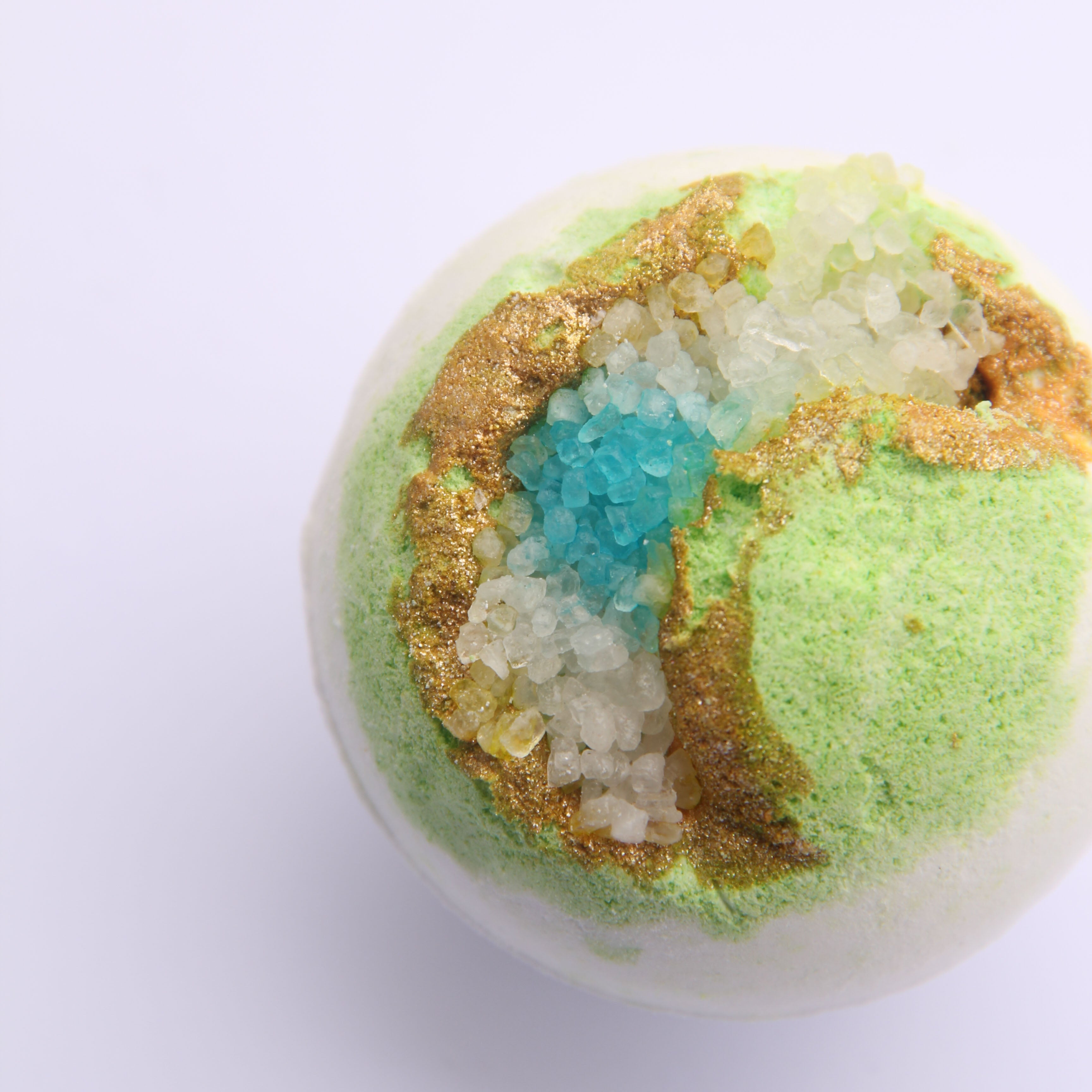 Tea tree GEODE Crystal Essential Oil & Mineral salts Bath bomb