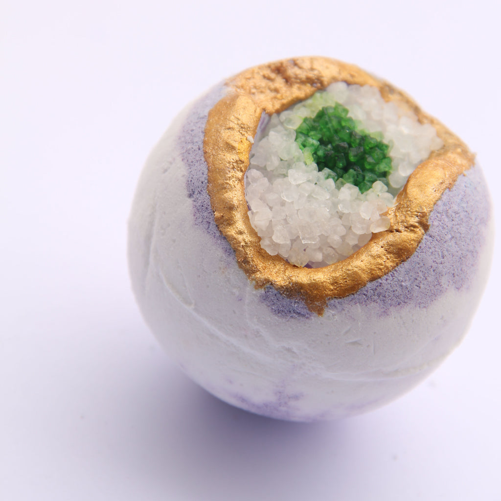 Lavender GEODE Crystal Essential Oil & Mineral salts Bath Bomb