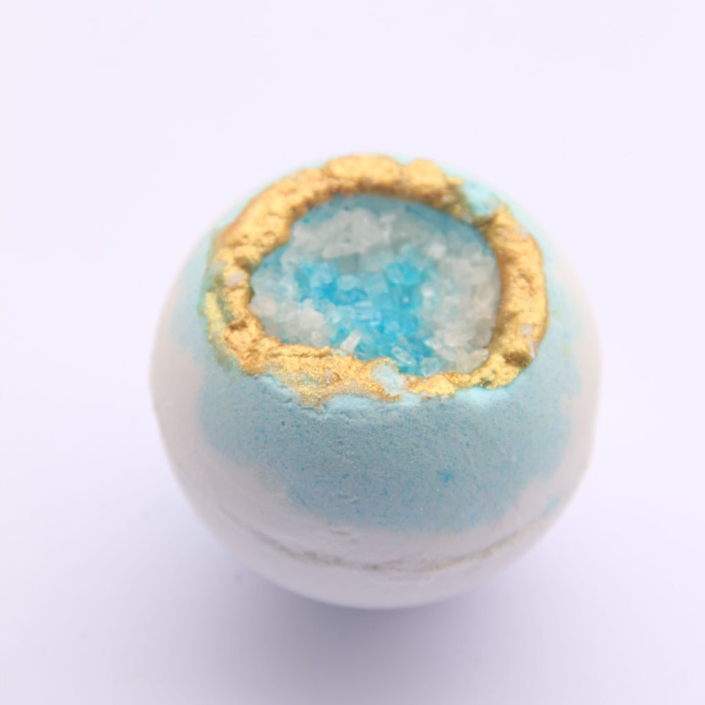 Jasmine GEODE Crystal Essential Oil & Mineral salts Bath Bomb