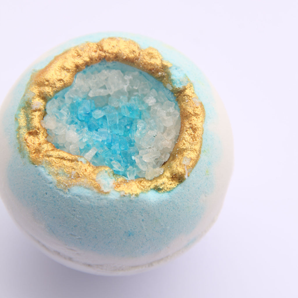 Jasmine GEODE Crystal Essential Oil & Mineral salts Bath Bomb