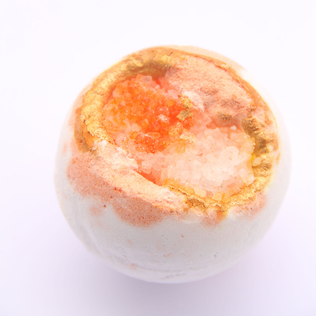 Osmanthus GEODE Crystal Essential Oil & Mineral salts Bath bomb