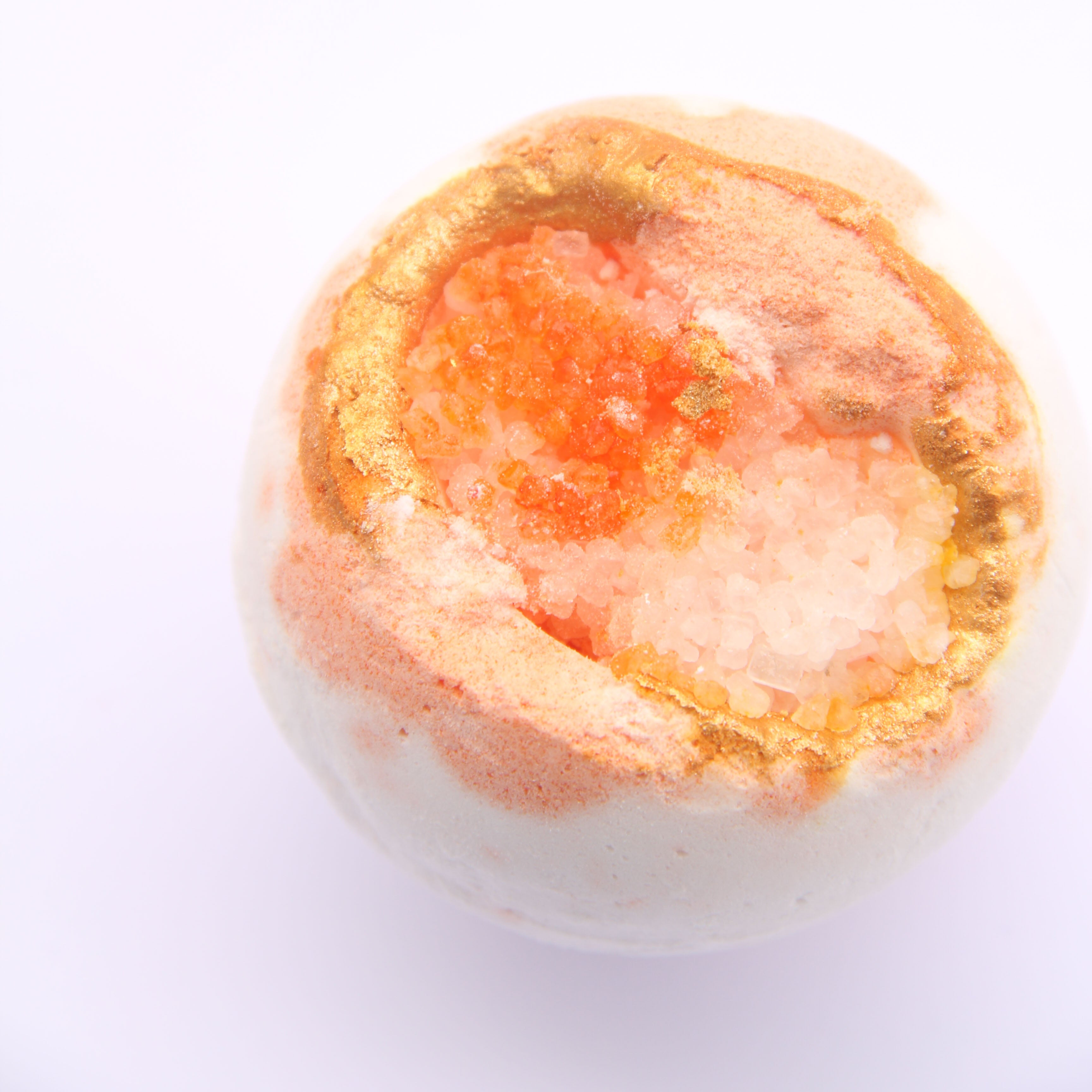 Osmanthus GEODE Crystal Essential Oil & Mineral salts Bath bomb