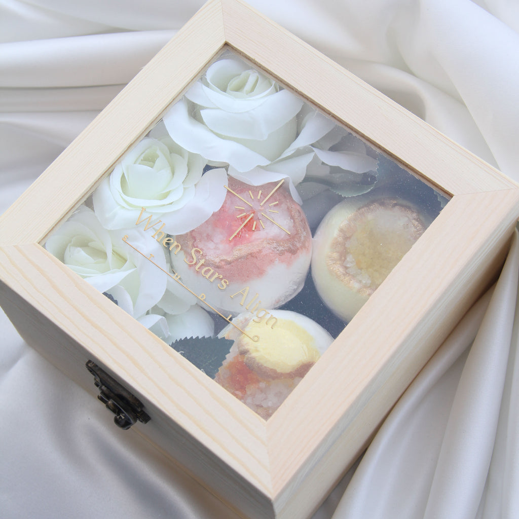 INDULGENCE Bath Bomb Rose Gift Set