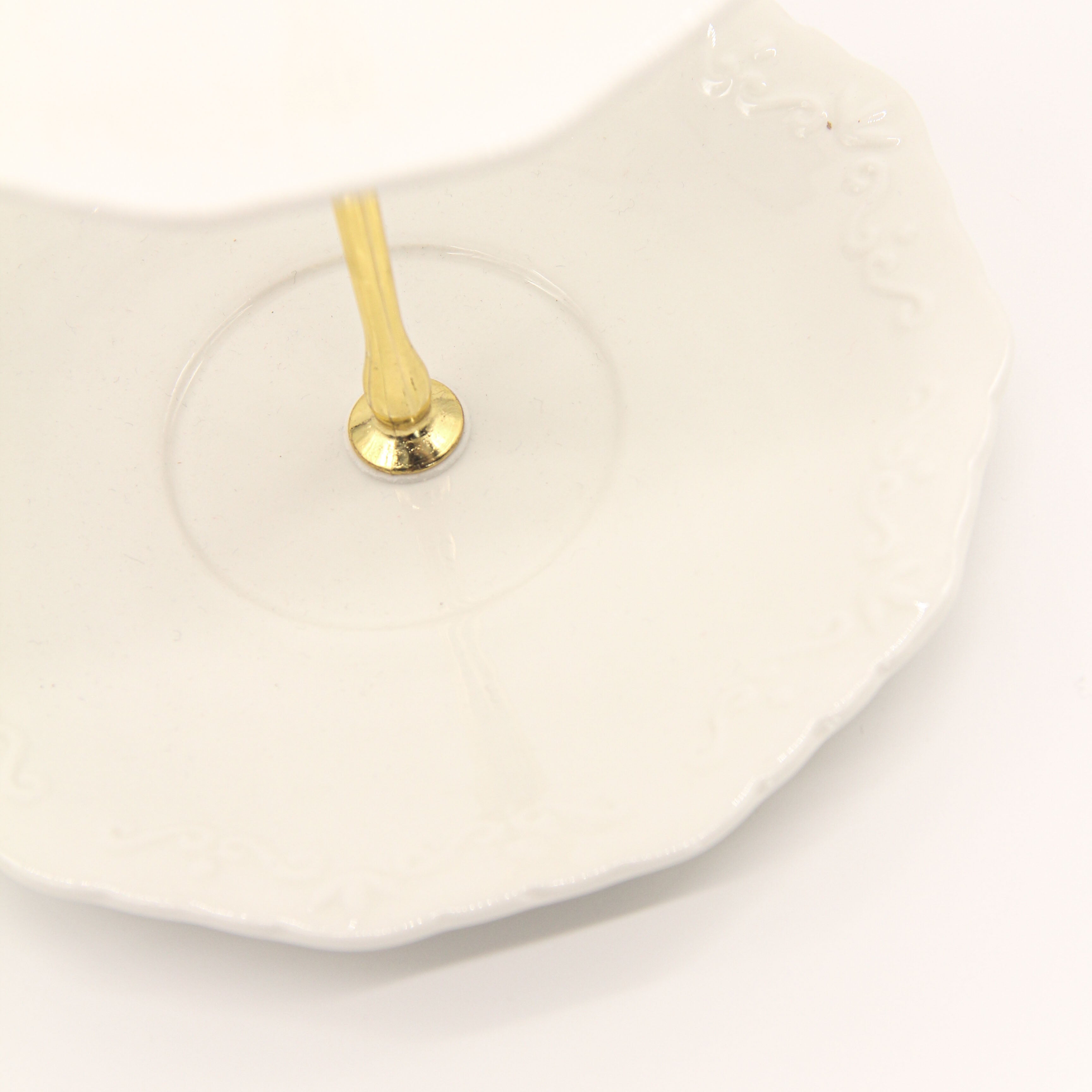 RELIGIEUSE Cake Stand